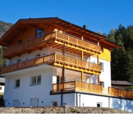 Alpenmond Appartment Halbmond Leutasch Exterior photo